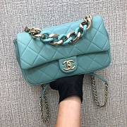 Chanel black big chain flap bag in blue lampskin - 6