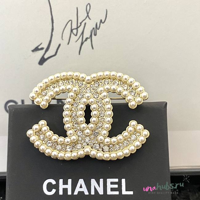 Chanel Brooch 006 - 1