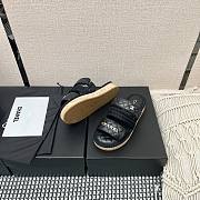 Chanel sandals black in raffia - 4