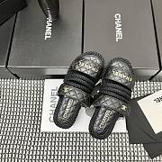 Chanel sandals black in raffia - 2