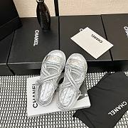 Chanel slippers silver in raffia - 5