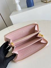 Lousi Vuitton pink wallet - 3