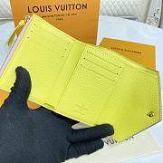 Louis Vuitton short wallet - 5