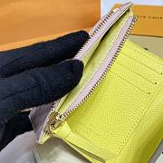 Louis Vuitton short wallet - 4
