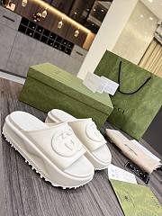 Gucci white flatforms - 2