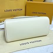 Louis Vuitton Marelle Tote MM White Bag - 2