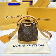 Louis Vuitton mini bucket bag - 4