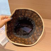 Louis Vuitton Monogram round hat - 6