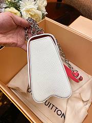 Louis Vuitton Twist MM White Chain Bag - 4