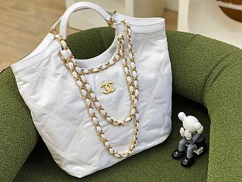 Chanel tote shopping max white bag