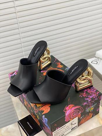 DG heels 01