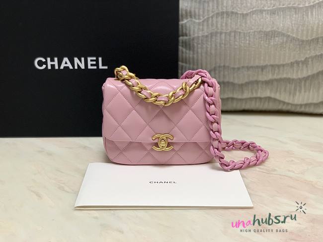 Chanel 19 mini pink bag - 1