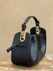 Fendi FF logo shoulder black bag 24cm - 5