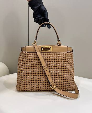 Peekaboo woven beige large bag