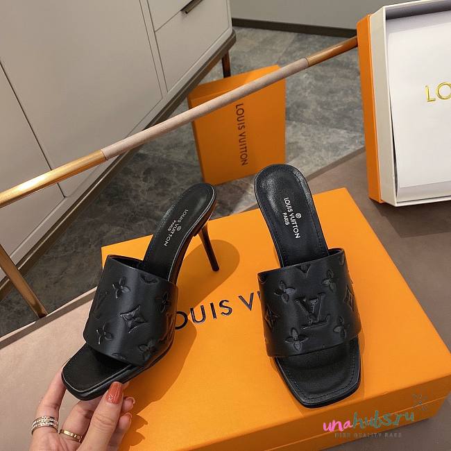 Louis vuitton black heels - 1