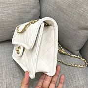 Chanel white leather flap bag - 2