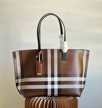 Burberry large tote shopping bag