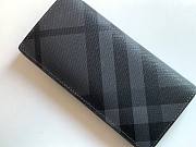 Burberry long wallet 03 - 2