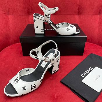Chanel CC white black heels 8cm