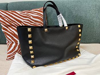 Valentino Stud tote black shopping bag 