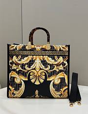 FENDI Sunshine Fendace Printed FF leather shopper  - 6