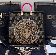 FENDI Sunshine Fendace Printed FF shopper - 1