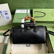 GUCCI DIANA Black Leather Crossbody Bag - 1