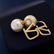 Valentino pearl earings - 2