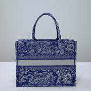 Dior Medium Book Tote Blue Reverse Embroidery - 2