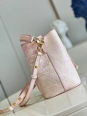 Louis Vuitton Neonoe Light Pink Bandouliere 20 - 4