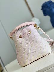 Louis Vuitton Neonoe Light Pink Bandouliere 20 - 3