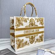 Dior book tote yellow embroidered 41cm - 2