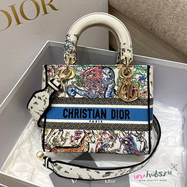 Dior Lady White Embroidered 24cm - 1