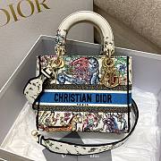 Dior Lady White Embroidered 24cm - 1