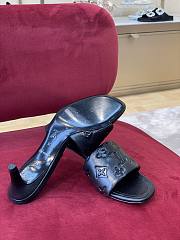 Louis Vuitton black heel - 5