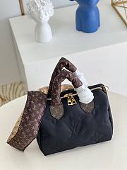 Louis Vuitton Speedy 25 Crossbody Black Bag - 3