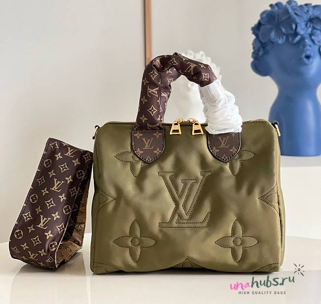 Louis Vuitton Speedy 25 Crossbody Green Bag - 1