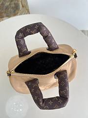 Louis Vuitton Speedy 25 Crossbody Brown Bag - 3