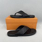 Louis Vuitton men slippers  - 1