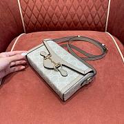 Gucci GG 1955 horsebit beige white mini bag - 2