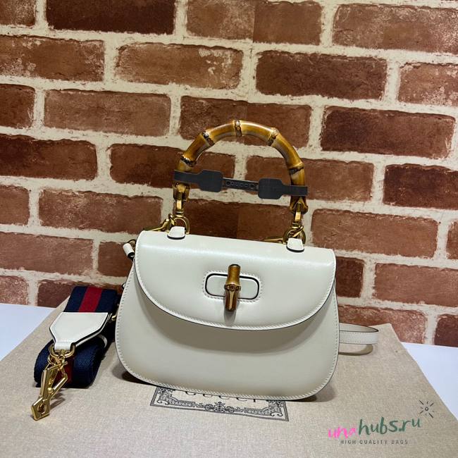 Gucci Bamboo 1947 small top handle white bag  - 1