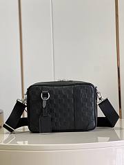 Louis Vuitton Sirius Messenger Men Small Bag  - 1