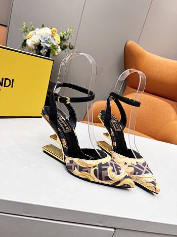 FENDI FIRST Fendace black heels 9.5cm