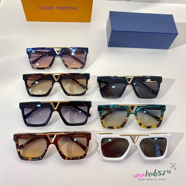 Louis Vuitton Sunglasses 04 - 1