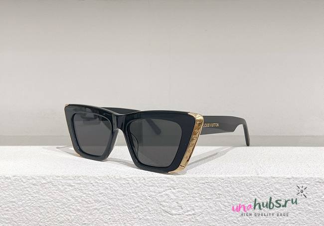 Louis Vuitton sunglasses 07 - 1