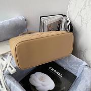 Chanel tote shopping CC beige leather beige bag - 2