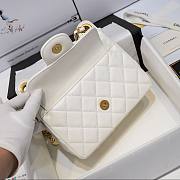 Chanel small shoulder bag in white leather - 2