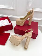 Valentino beige patent high heel - 2