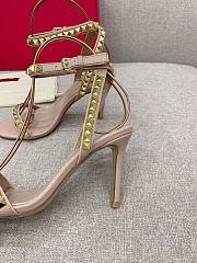 VALENTINO Garavani rockstud beige heel - 4