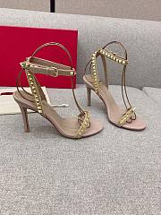 VALENTINO Garavani rockstud beige heel - 1